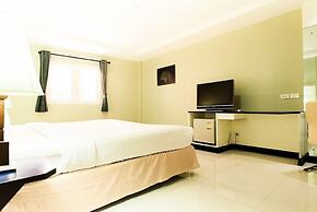 Fourteen Again Hotel