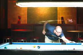 Fourteen Again Hotel