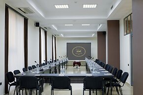Ani Central Inn