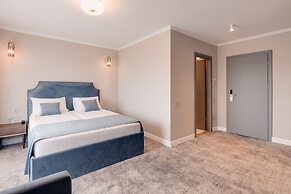Hotel Meridian