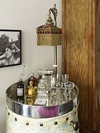 The Beekman, A Thompson Hotel, by Hyatt