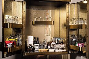 The Beekman, A Thompson Hotel, by Hyatt