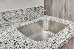 Home Inn & Suites Saskatoon South