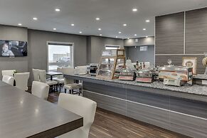 Home Inn & Suites Saskatoon South