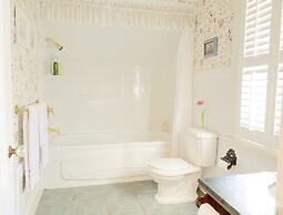 Princess and the Pea Hotel