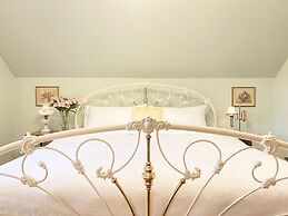 Princess and the Pea Hotel