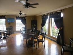 Black Gold Inn