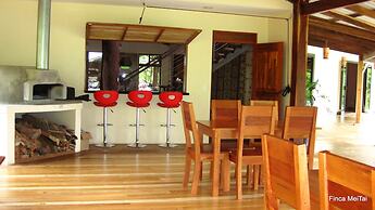 Mei Tai Cacao Lodge