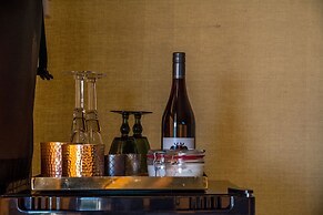 Appleby House & Rabbit Island Huts