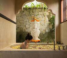 Dwaraka The Royal Villas