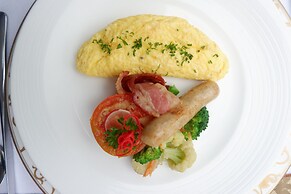 Dwaraka The Royal Villas