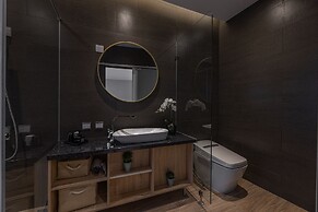 Sun Moon Lake Apollo Resort Hotel