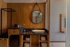 Sun Moon Lake Apollo Resort Hotel