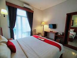 Prima Sr Hotel & Convention