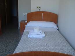 Residencia universitaria Atilano Coco