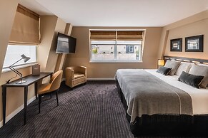 The Resident Victoria