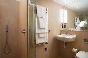 The Resident Victoria