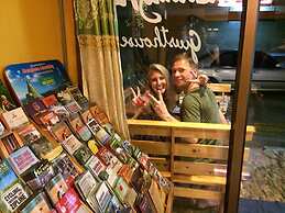 The Living Place 2 - Hostel