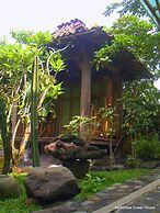 Mettaloka Guest House and Art Space