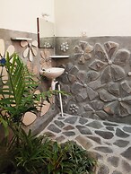 Mettaloka Guest House and Art Space