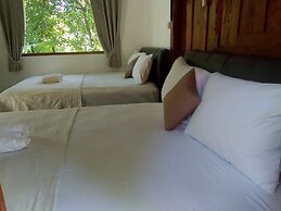 Mettaloka Guest House and Art Space