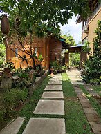 Mettaloka Guest House and Art Space