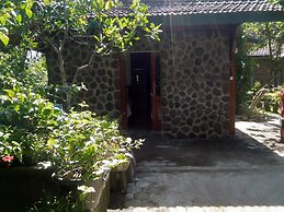 Mettaloka Guest House and Art Space