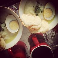 Mettaloka Guest House and Art Space