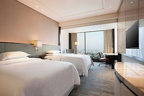 Sheraton Grand Jakarta Gandaria City Hotel