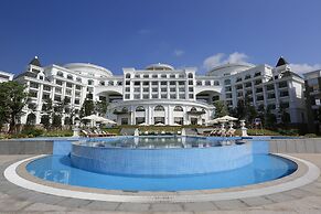 Vinpearl Resort & Spa Ha Long