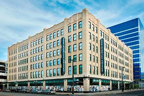 SpringHill Suites by Marriott Milwaukee Downtown