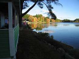 The Cottages at Harvey Lake