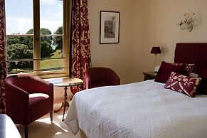 The Royal Hotel