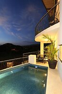 Luxury Sky Penthouses 3-6BR Condo-Hotel at Oceano Jaco