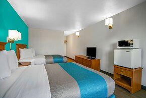 Motel 6 Baker City, OR