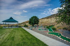 Motel 6 Baker City, OR