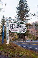 Hearthstone Elegant Lodge by the River