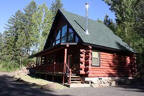 Hearthstone Elegant Lodge by the River