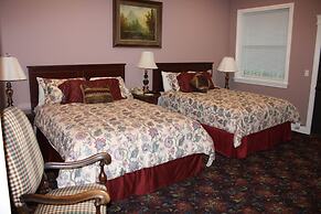 Hearthstone Elegant Lodge by the River