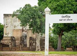 Baan Rim Klong Resort
