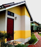 Baan Rim Klong Resort