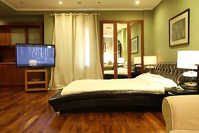 Andromeda Suites and Apartments