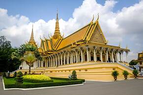 Best Central Point Hotel