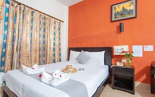 Best Central Point Hotel