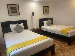 Best Central Point Hotel