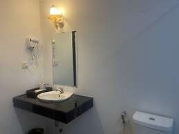 Best Central Point Hotel