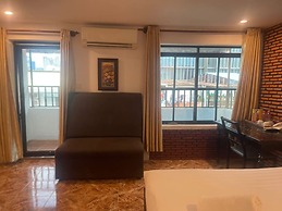 Best Central Point Hotel