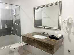 Best Central Point Hotel