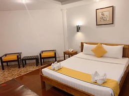 Best Central Point Hotel