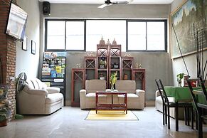 Best Central Point Hotel